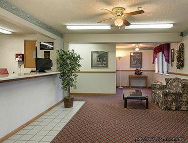 Super 8 By Wyndham Smithville Lake Interior photo